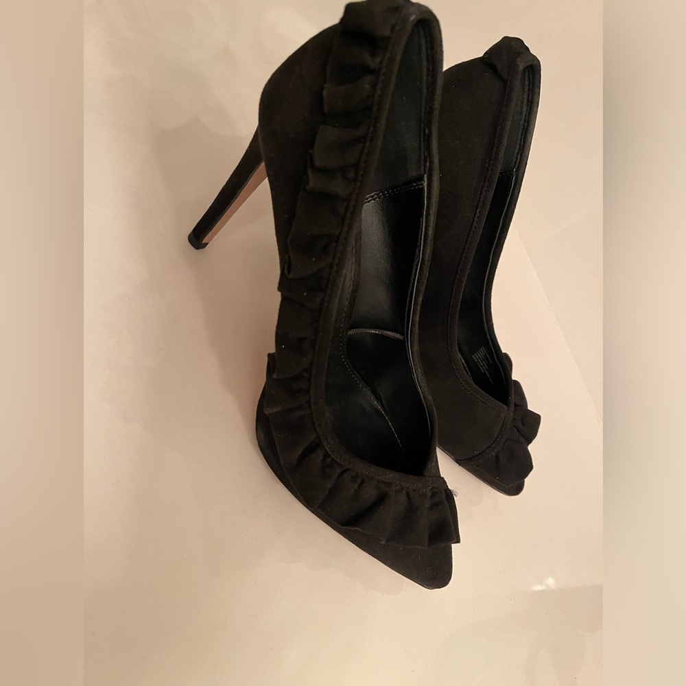 BCBG Hanna Ruffle Heel